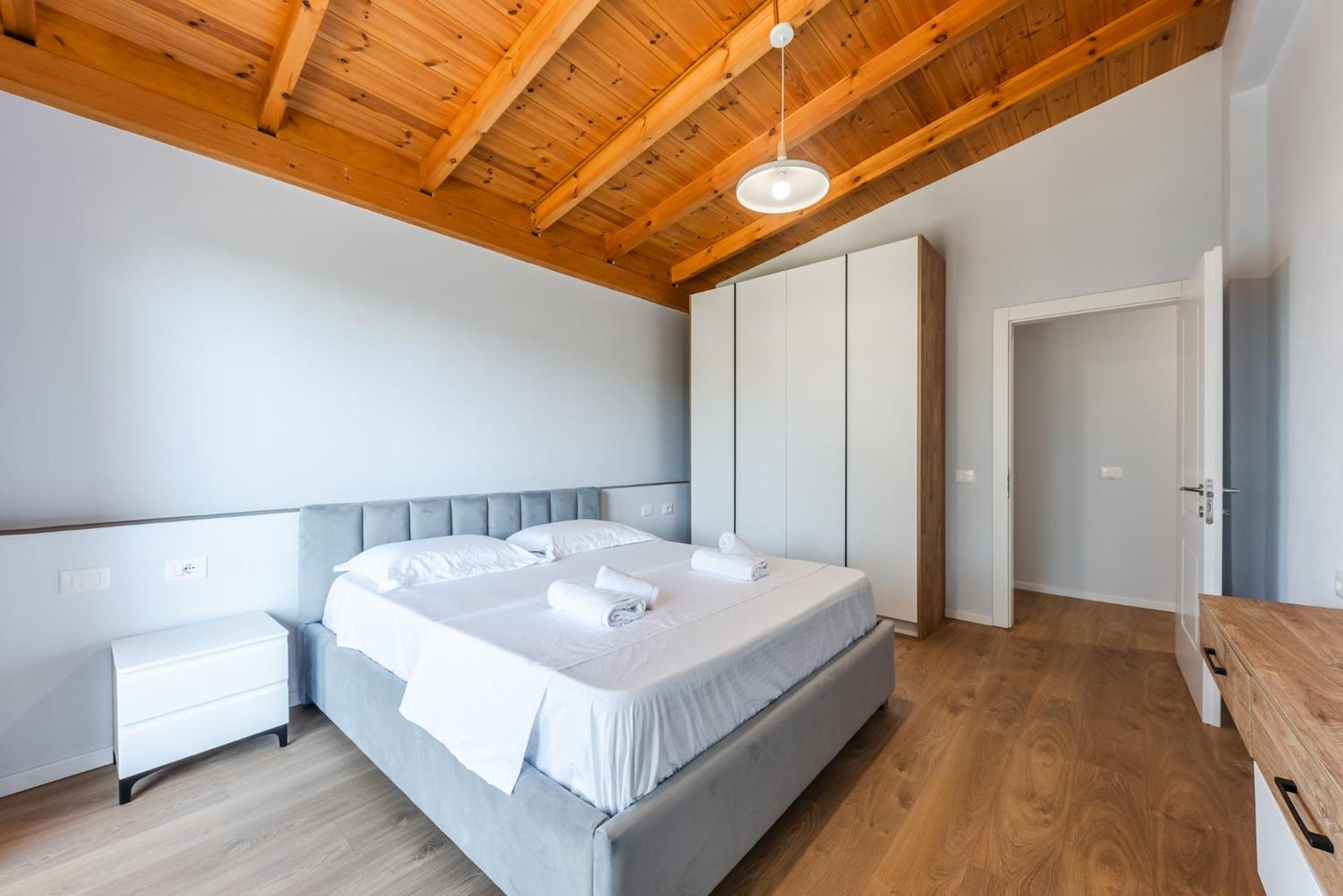 Beni'S Villa Apartments By Ps โกเลม ภายนอก รูปภาพ